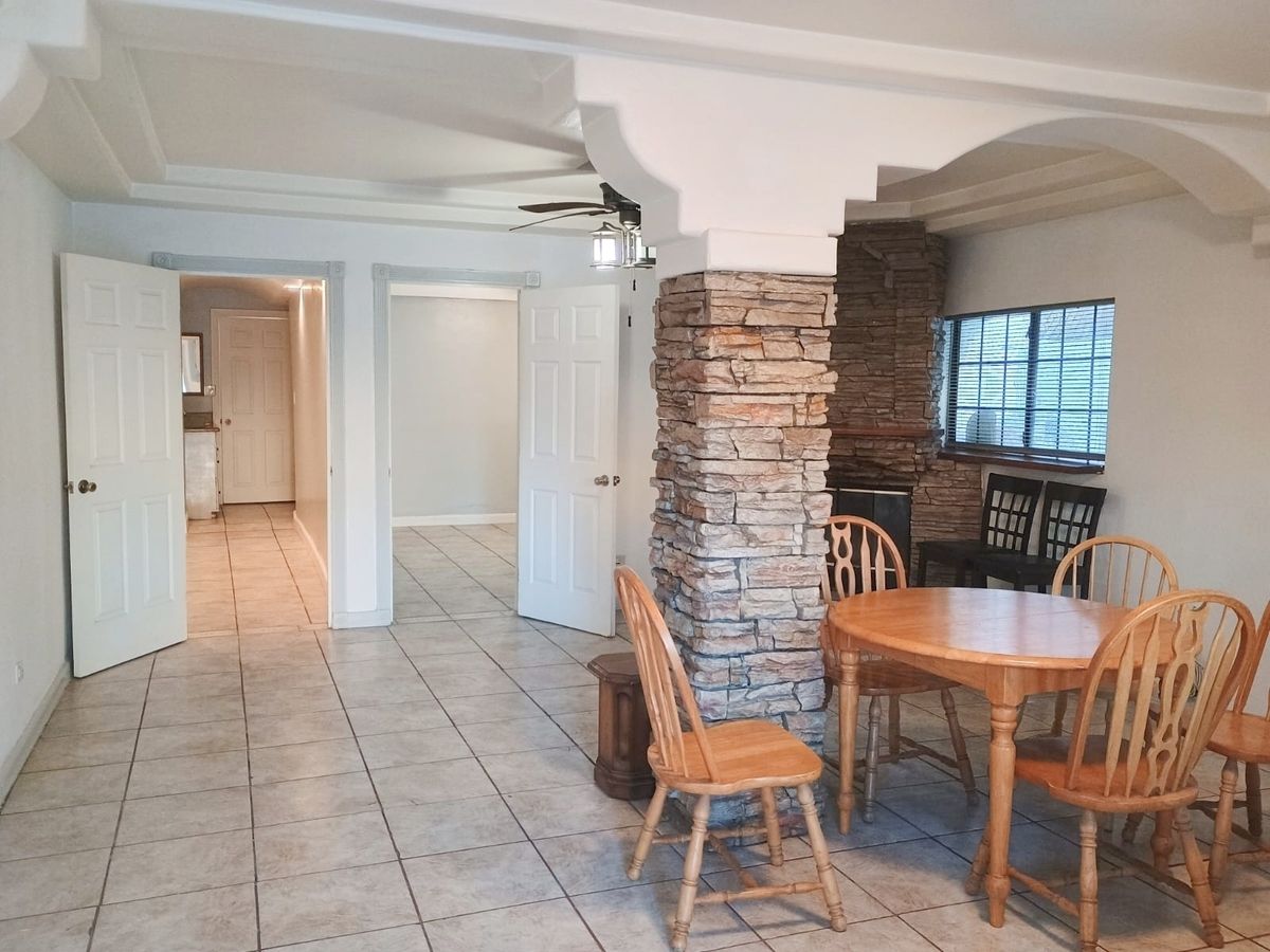 3 de 11: Spacious open floor plan