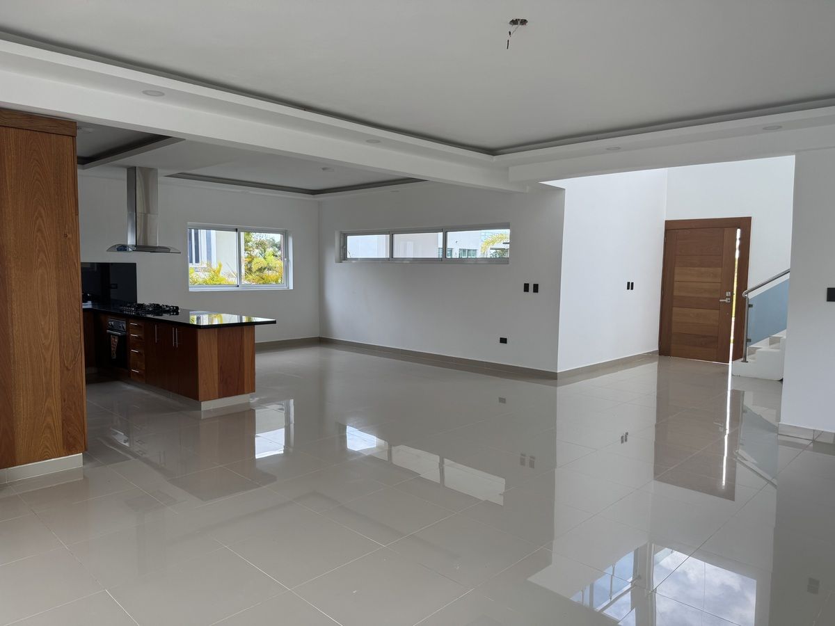 4 de 24: Open spaces liv/din/kit