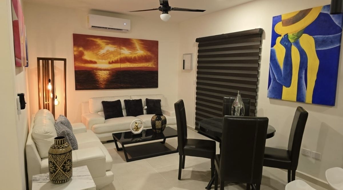 2 of 5: Sala/comedor