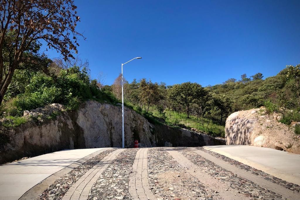 20 de 44