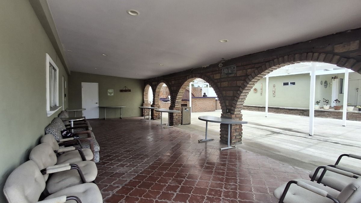 Se vende terreno comercial de 1600 m² a una cuadra del Hotel Rosarito Beach - foto 4