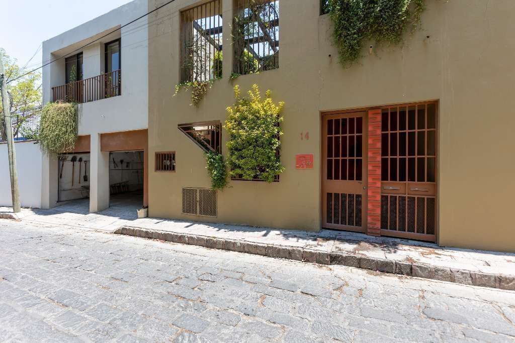 2 de 17