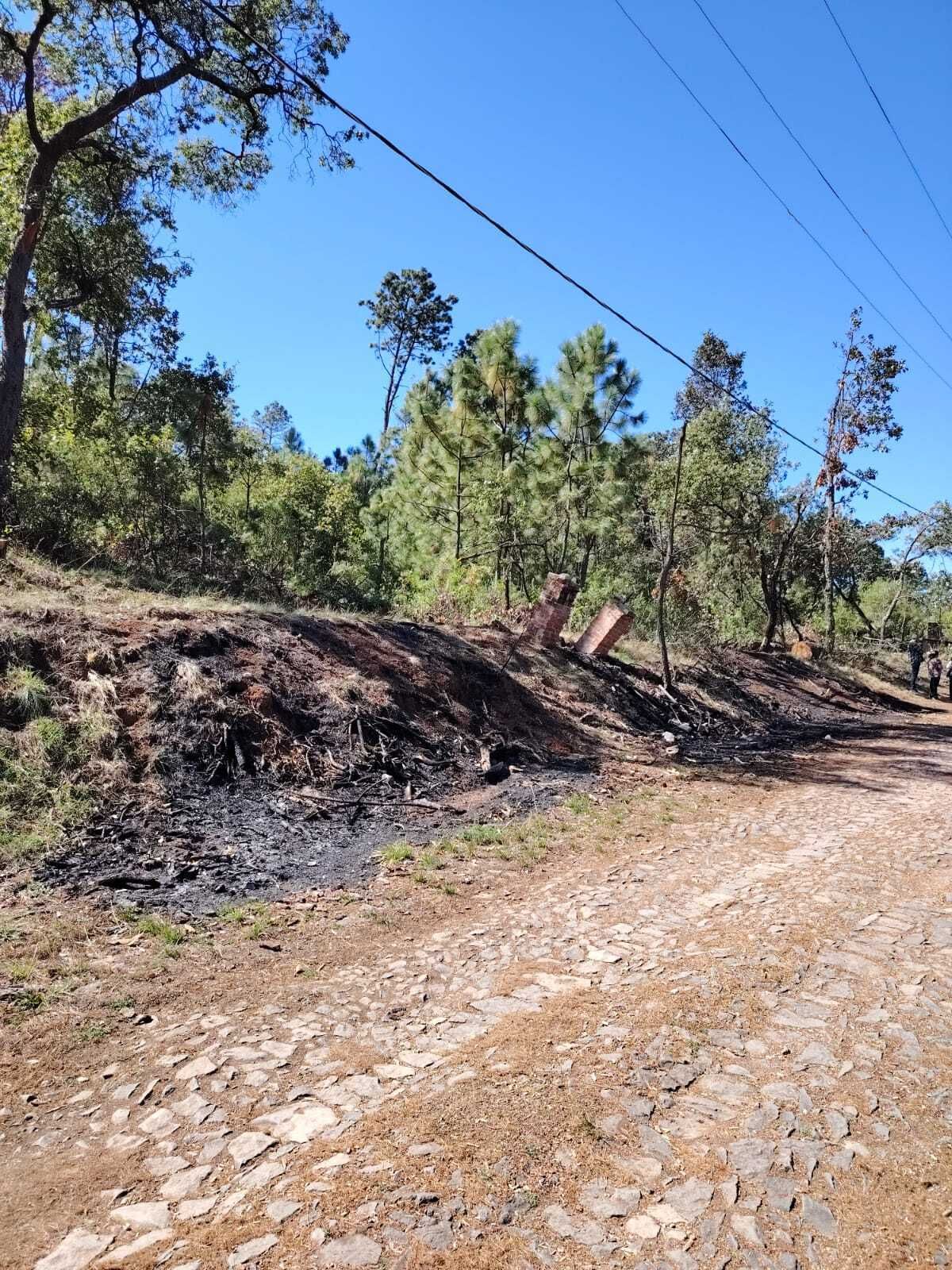 1 of 4: TERRENO EN EL DELIRIO