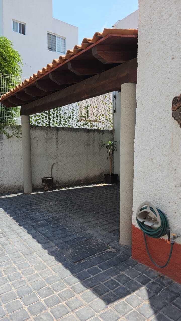 3 de 18
