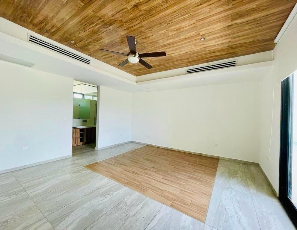 4 of 29: Casa en Venta Merida