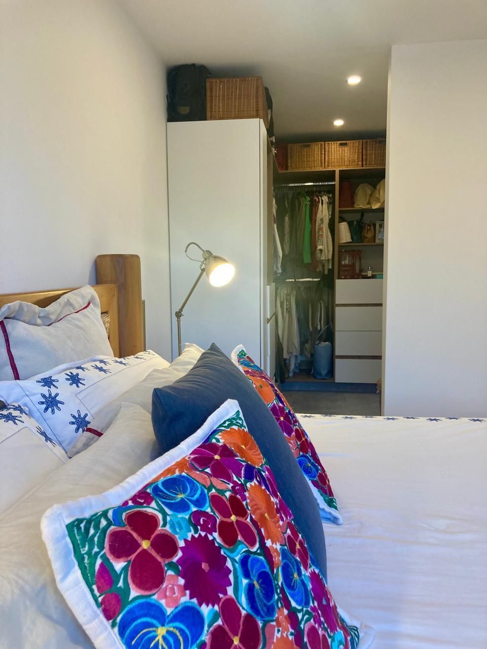 6 de 20: HABITACIÓN PRINCIPAL CON VESTIDOR