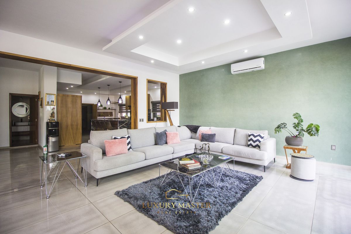 5 de 46: Casa en Venta en Los Gavilanes Sala