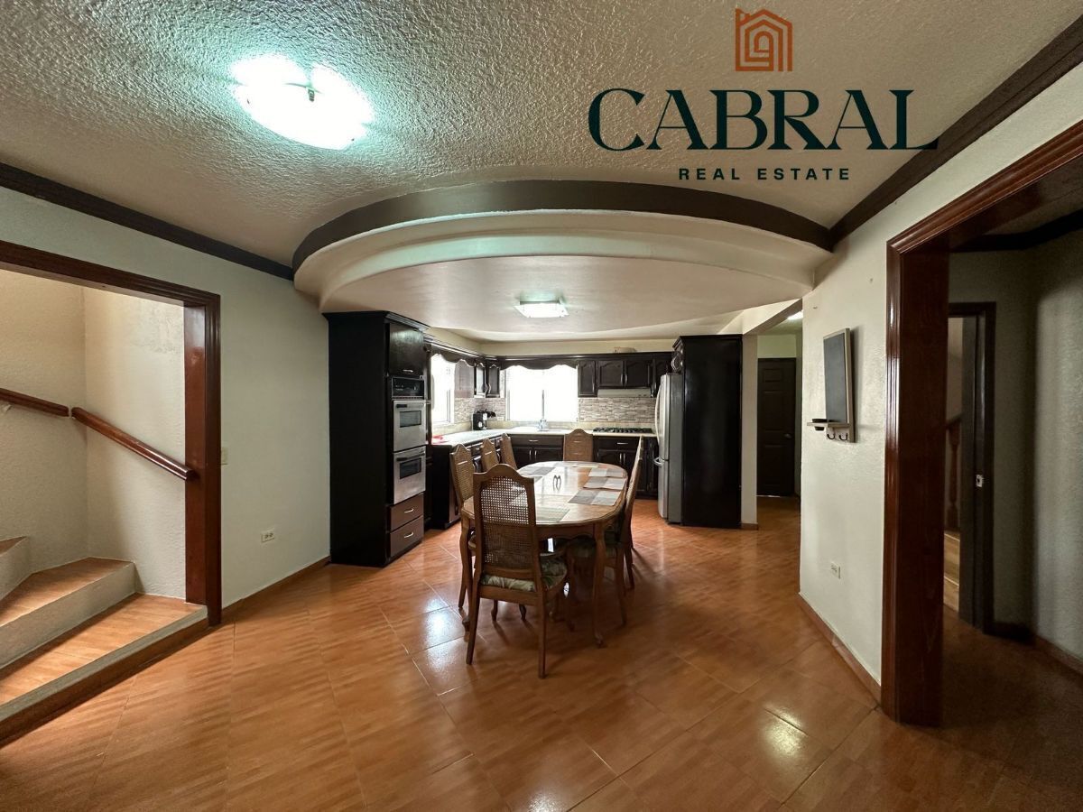 Casa en Valle Dorado, Ensenada, foto 4 de 16