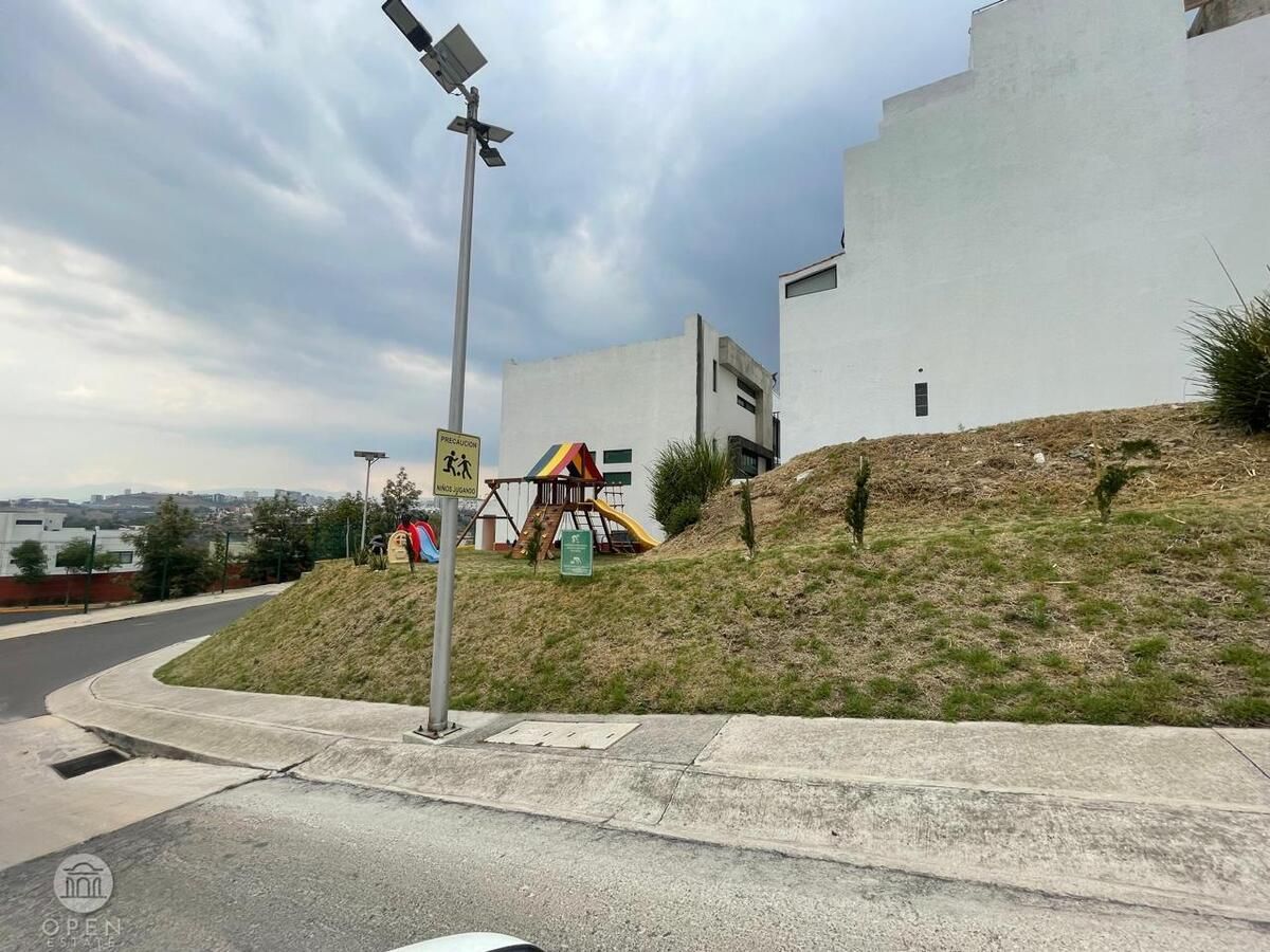 40 de 41: Area de Juegos Infantiles