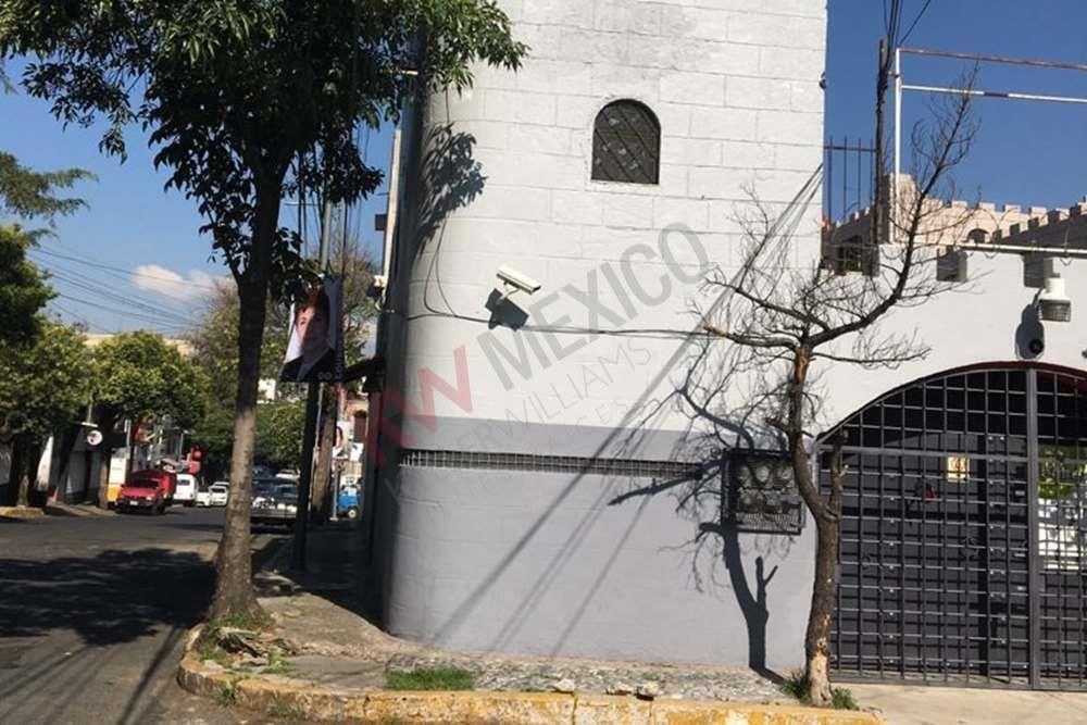 3 de 23