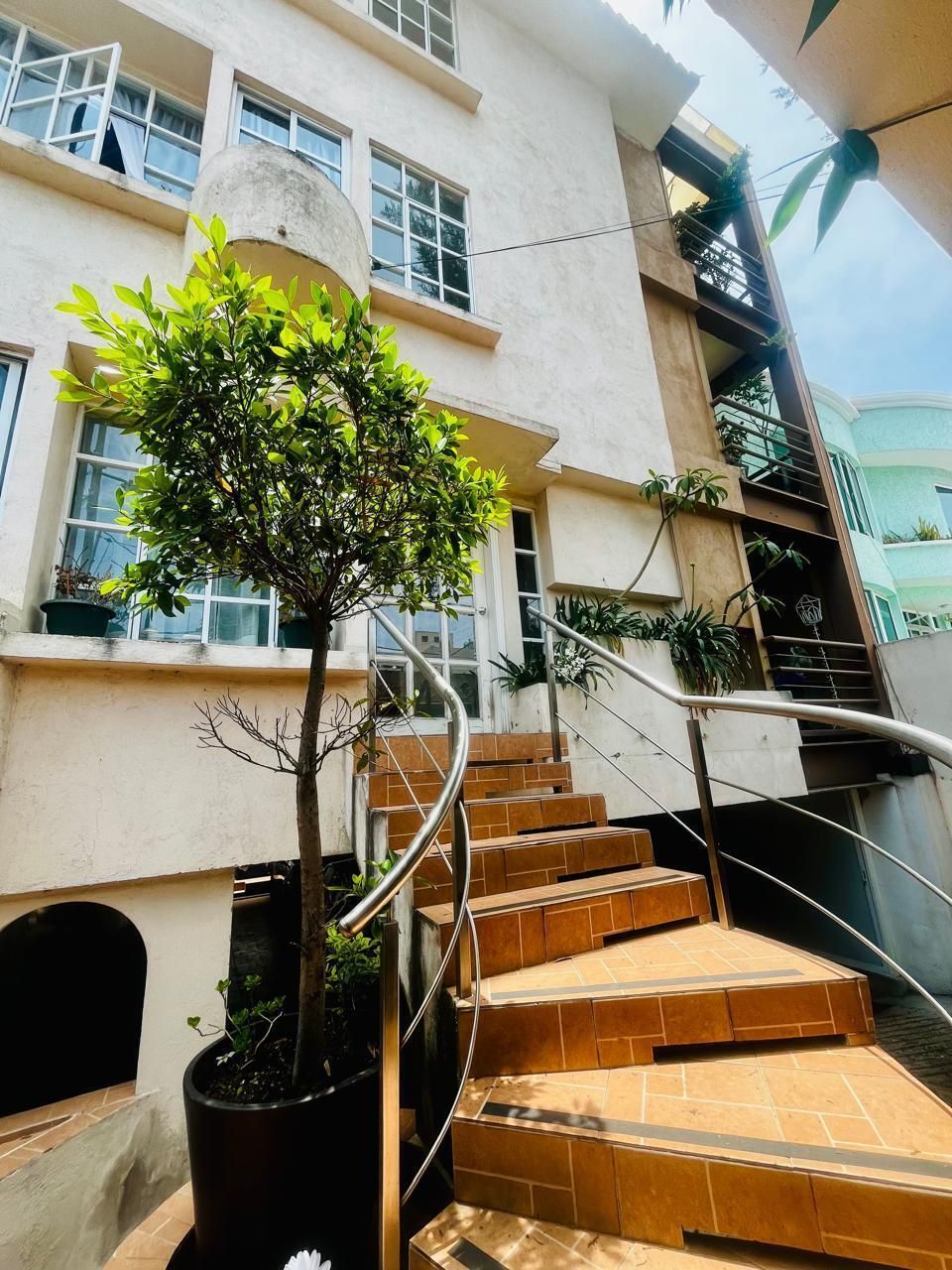 https://assets.easybroker.com/property_images/5266762/90714541/EB-TF6762.jpg?version=1748290193