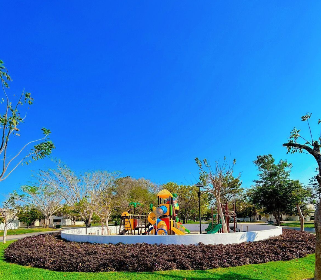 4 de 6: Parque Infantil