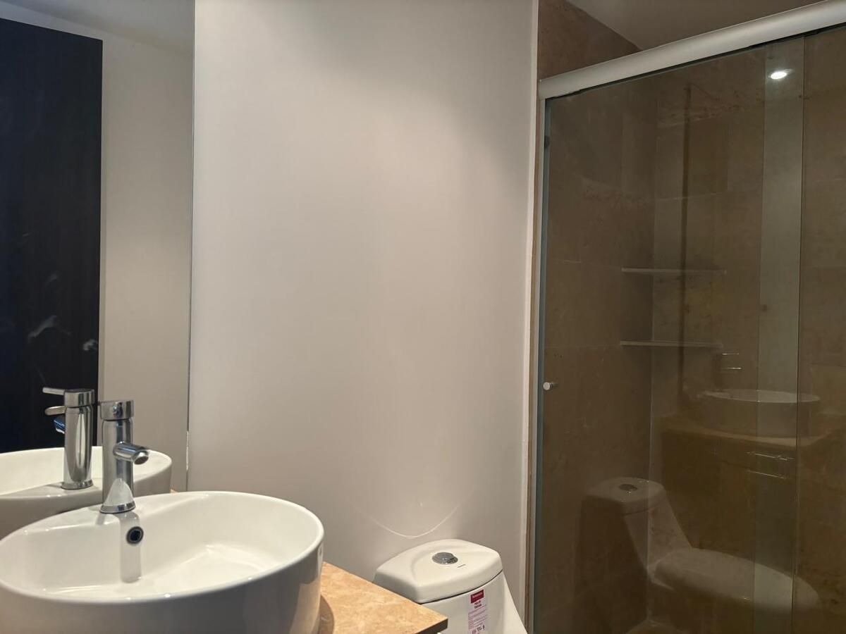 4 de 24: Baño completo