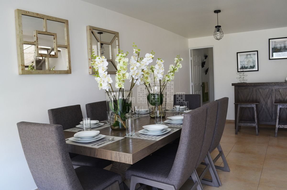 3 de 13: Comedor