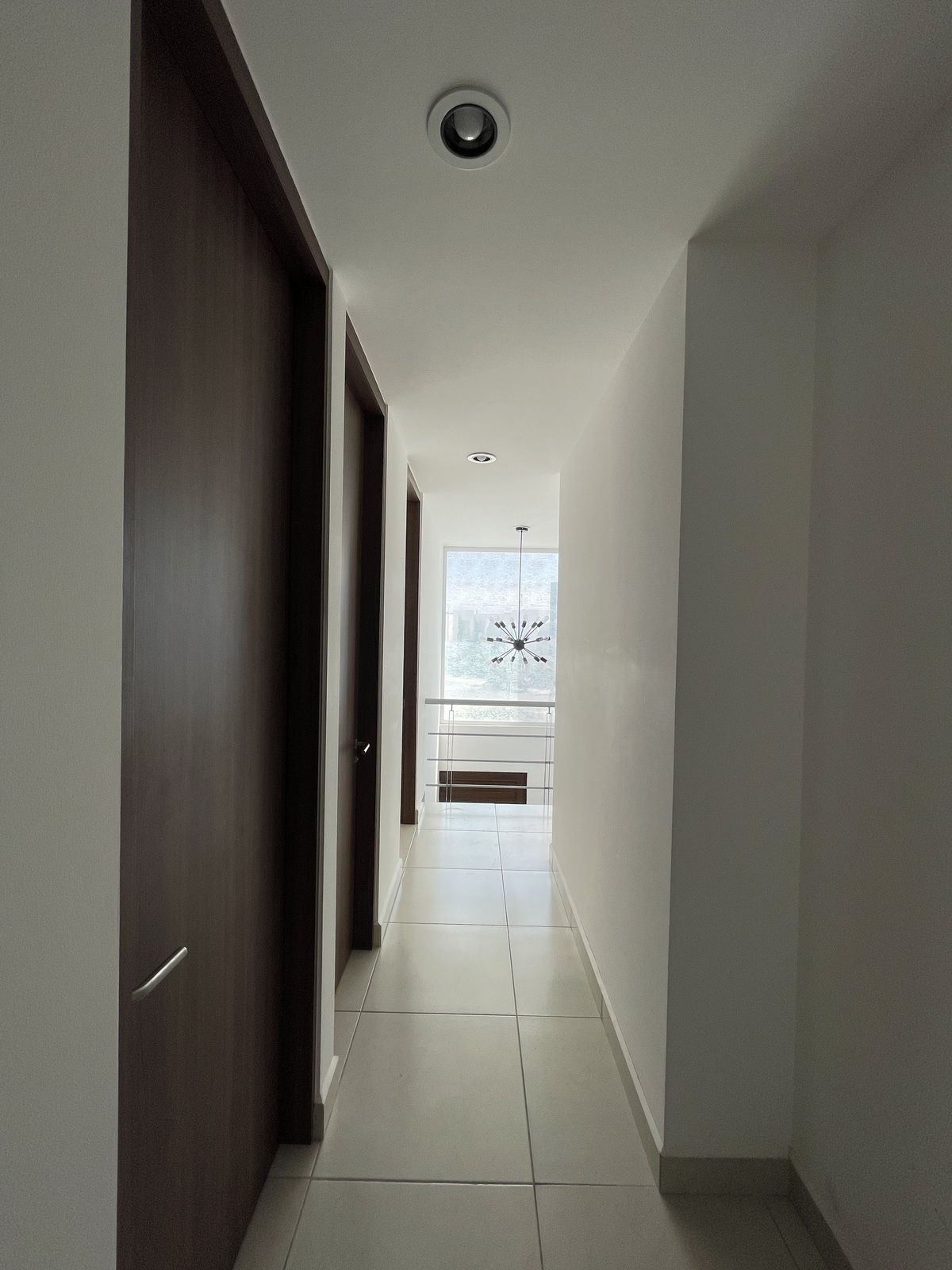 19 of 19: Pasillo habitaciones