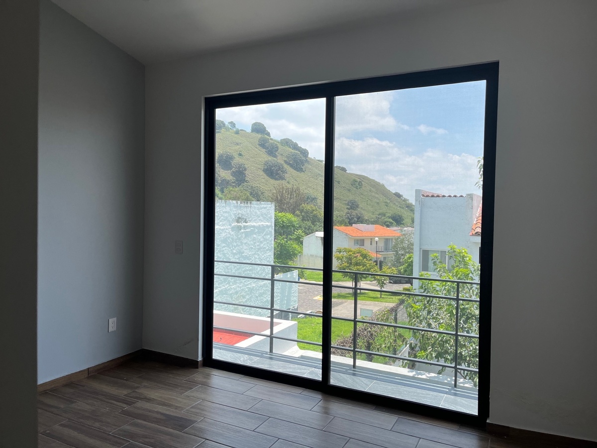 34 of 40: vistas desde la recámara secundaria