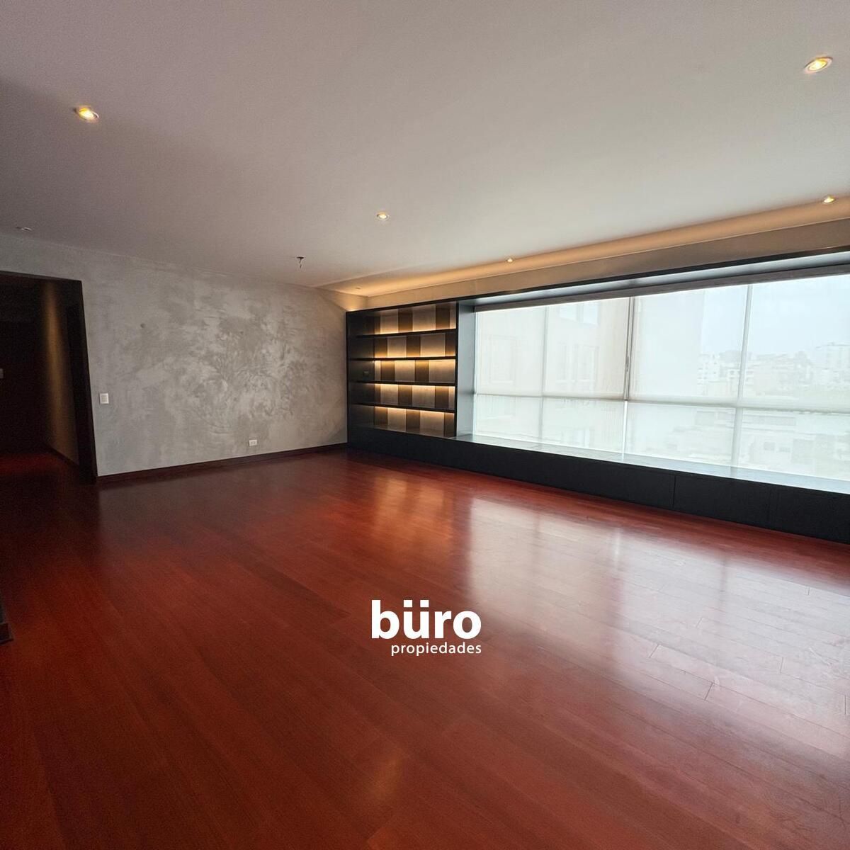 1 de 18: Sala comedor