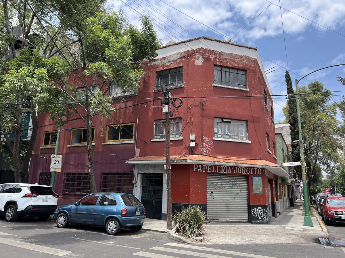 2 de 33