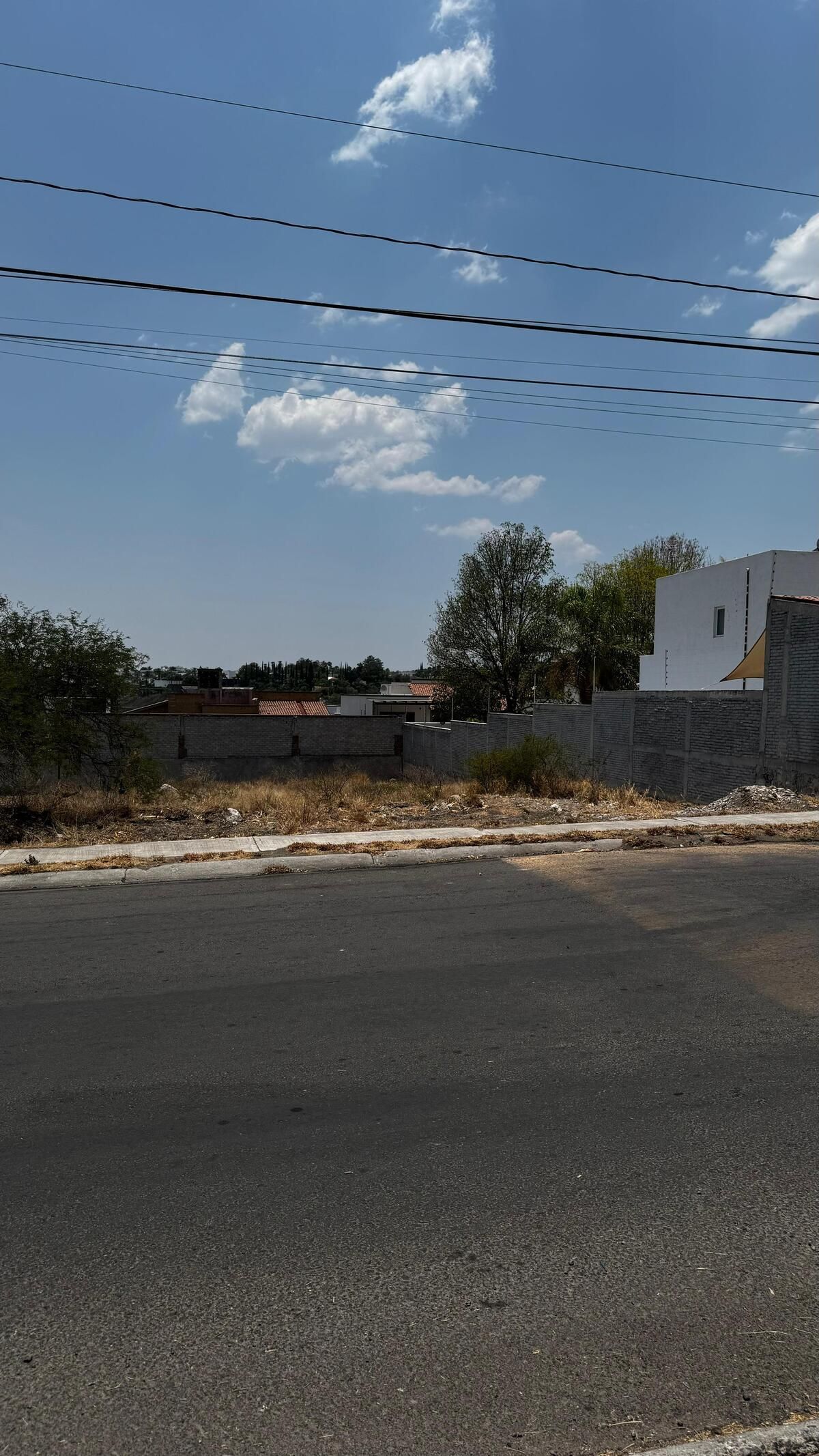Venta de Terreno en Juriquilla - foto 3