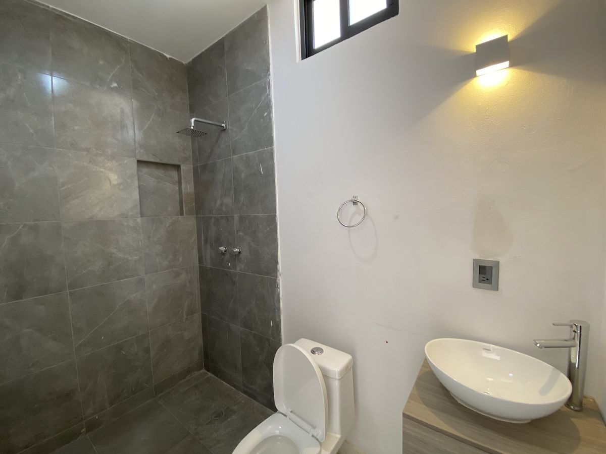 10 de 19: Baño completo