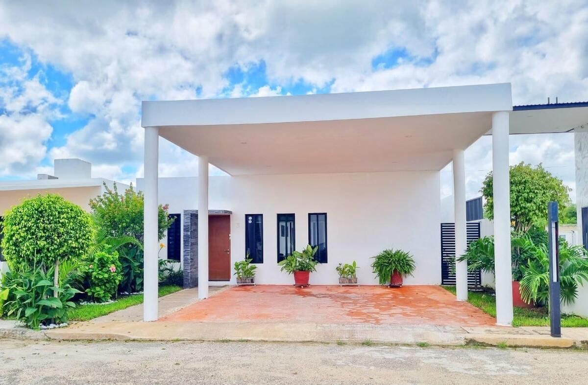 3 de 16: Entrada de la casa