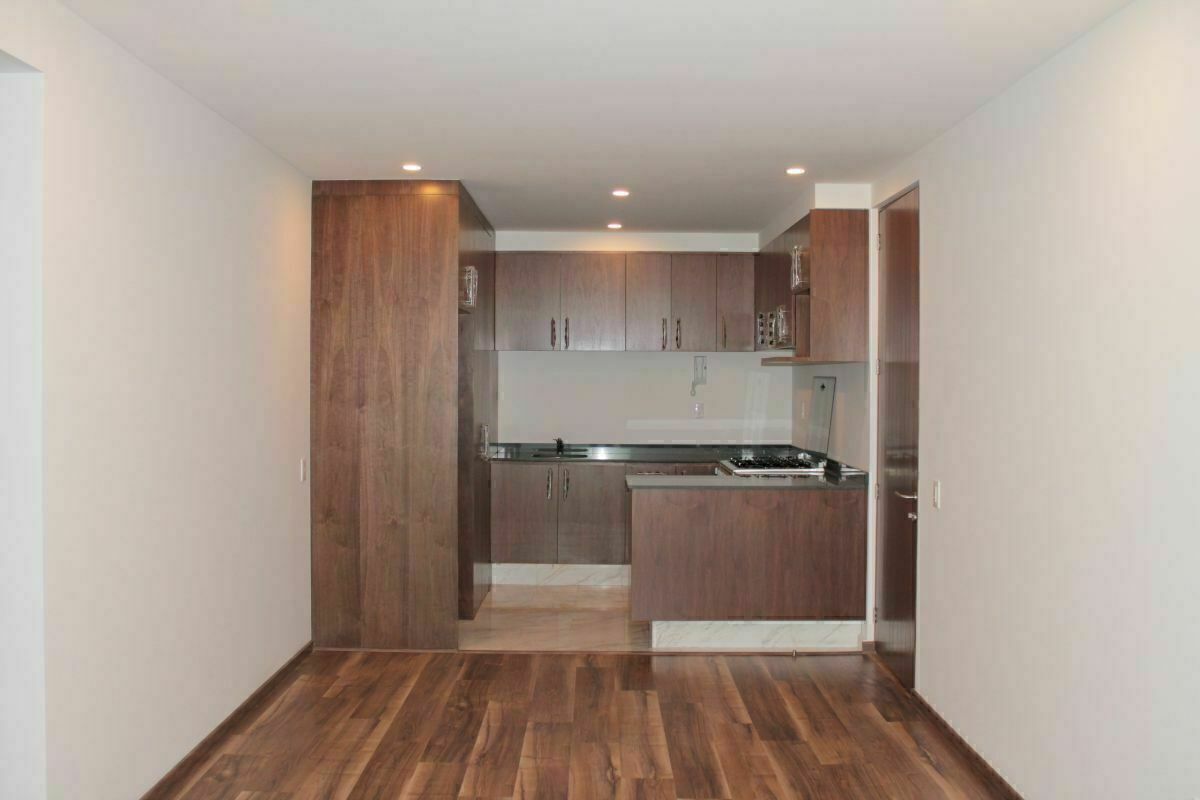 https://assets.easybroker.com/property_images/5269410/90767131/EB-TF9410.JPG?version=1748373861