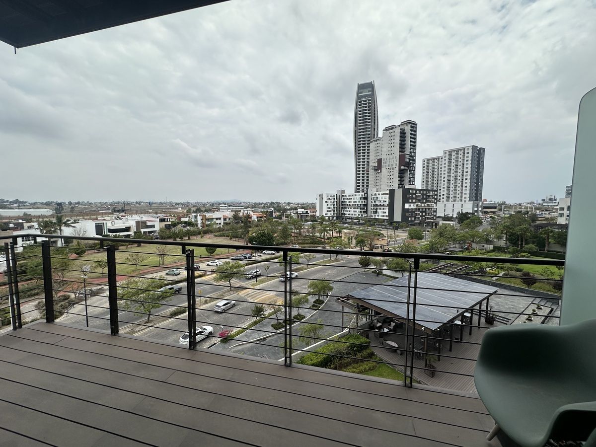 4 de 17