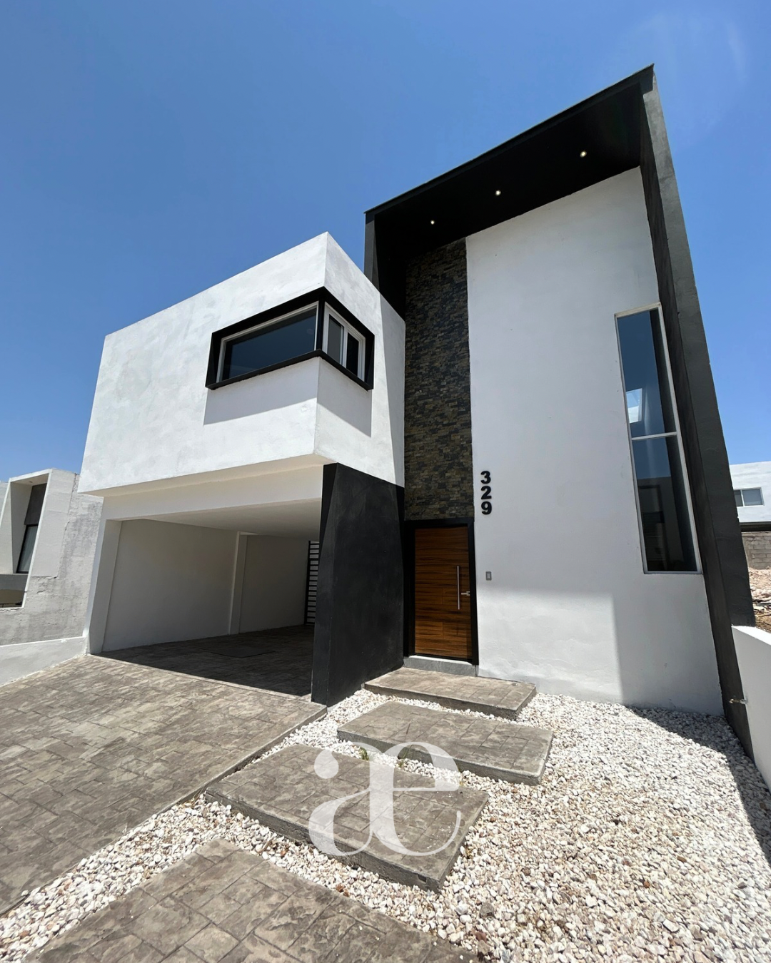 1 de 12: Fachada