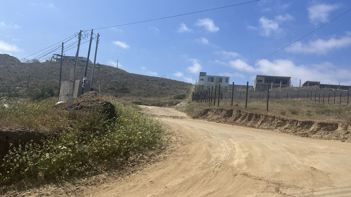 Corner Lot in Primo Tapia