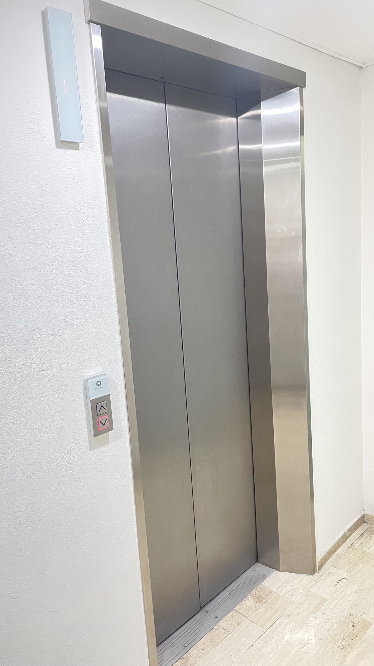 3 de 8