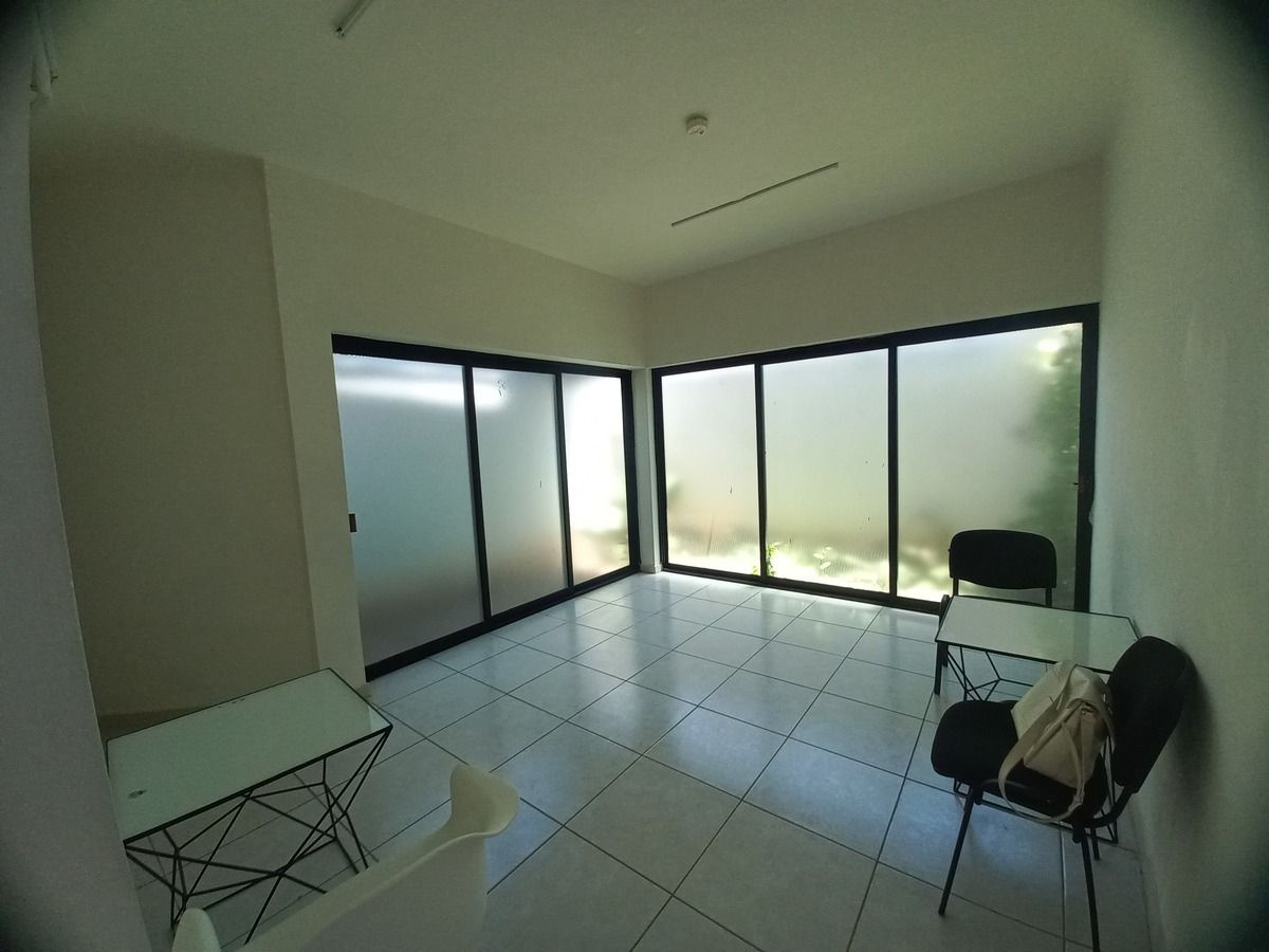 3 de 19: SALA DE ESPERA