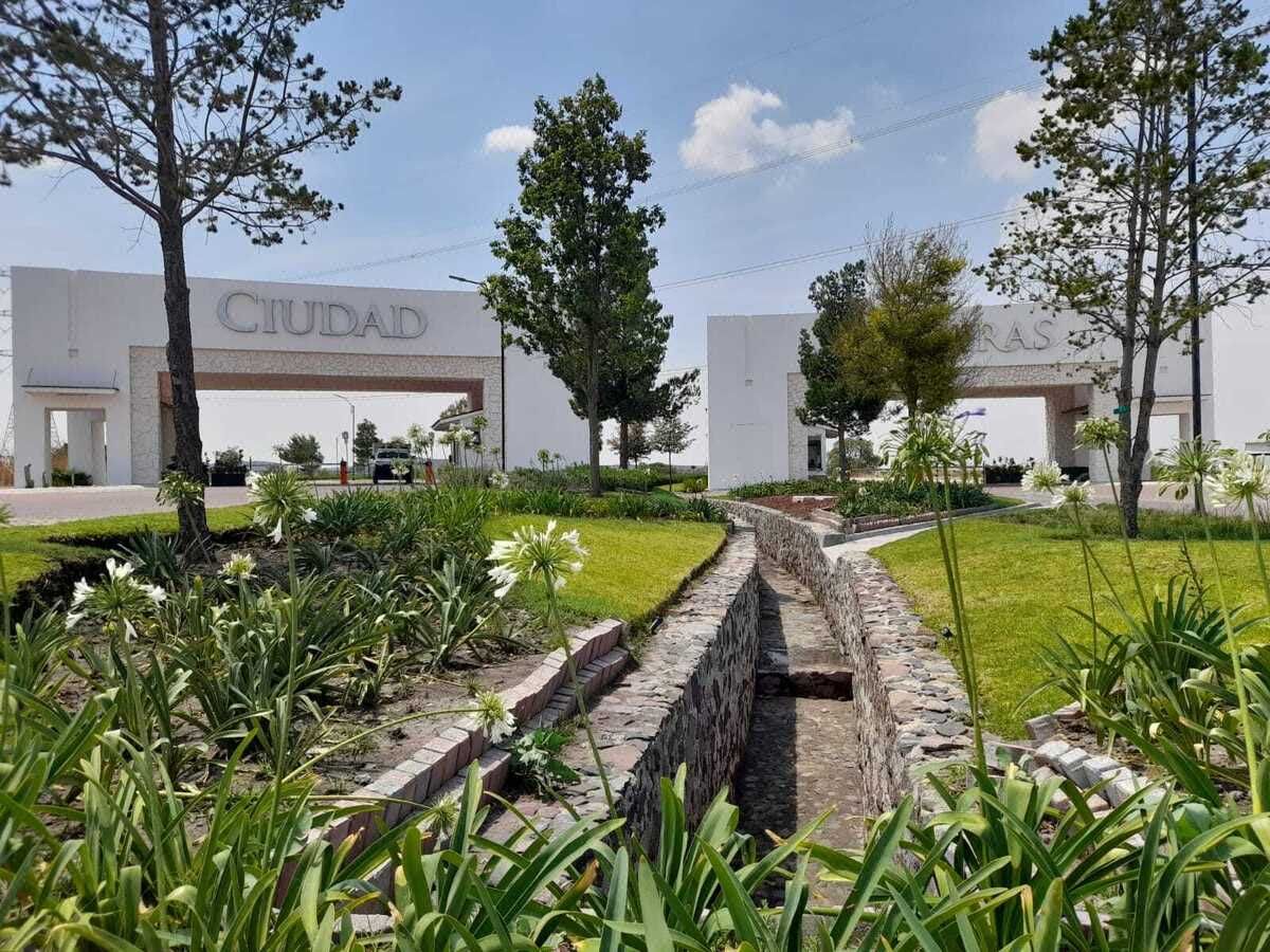 Terreno en Venta en Ciudad Maderas Corregidora