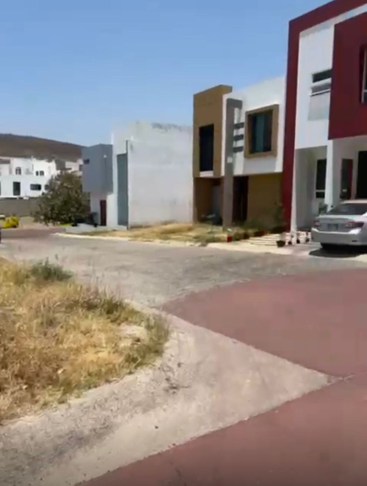 Terreno en Venta en Senderos de Monteverde, Tlajomulco de Zúñiga! - foto 3