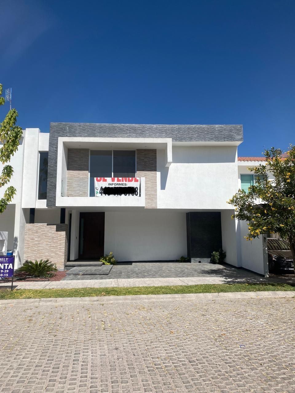1 de 18: Fachada de la propiedad