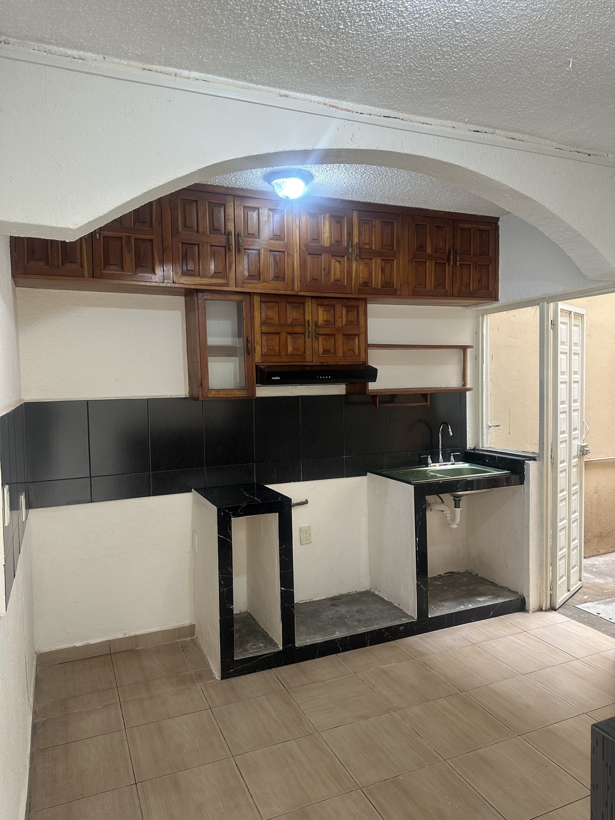 4 of 21: COCINA INTEGRAL