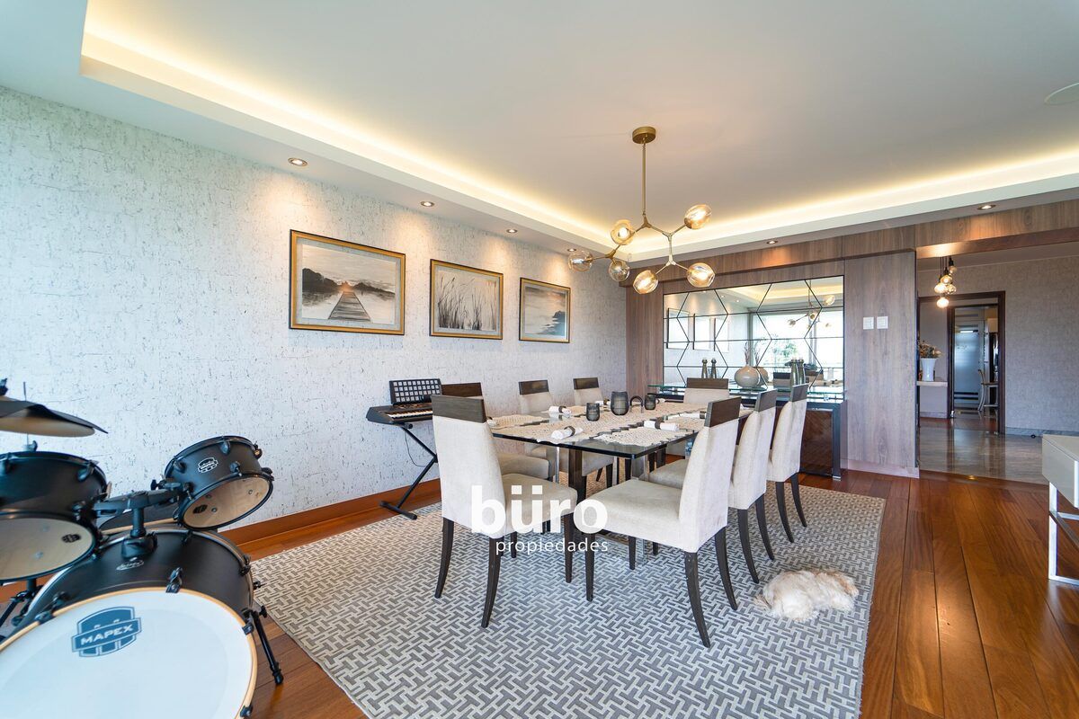 20 de 29: Comedor amplio