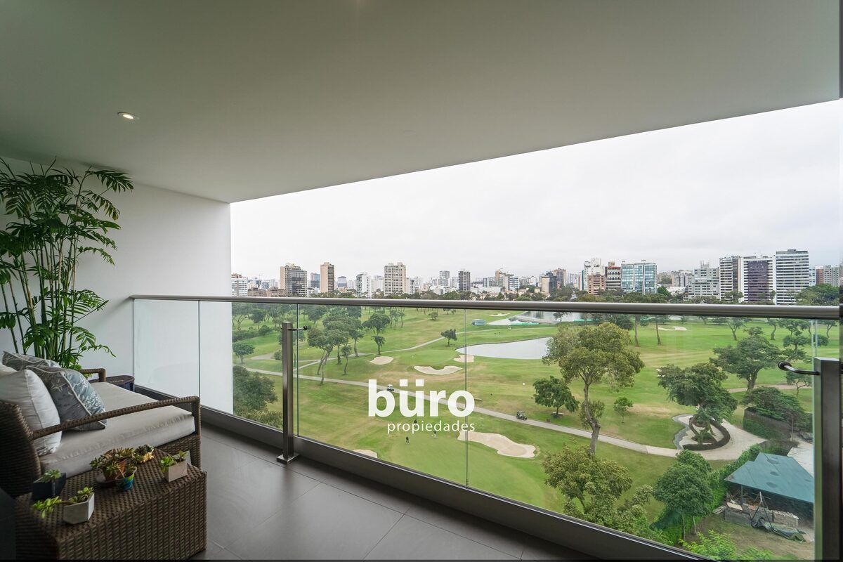 2 de 29: Vista del Golf desde la terraza