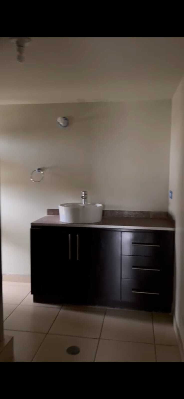 5 of 14: BAÑO REC. PRINCIPAL