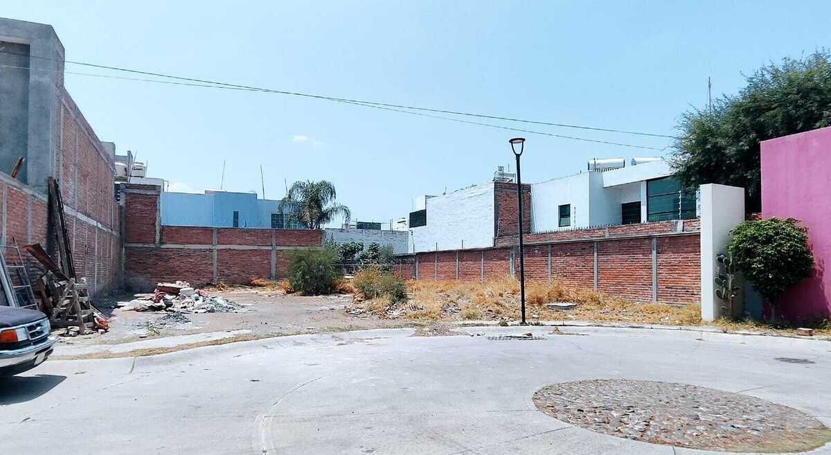 1 de 15: Terreno Cerrada de los Patos, Santa Imelda, Ags.
