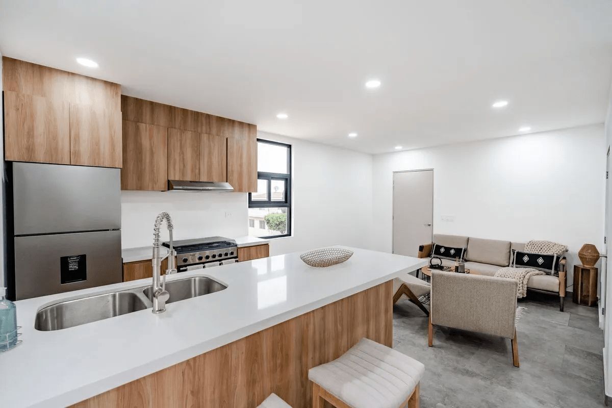 Ermita Homes: El equilibrio perfecto entre diseño moderno y privacidad - foto 2
