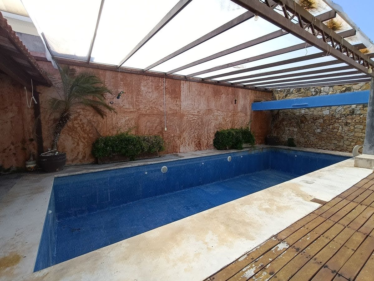 Residencia de un solo piso con alberca, family room y gran potencial - foto 3