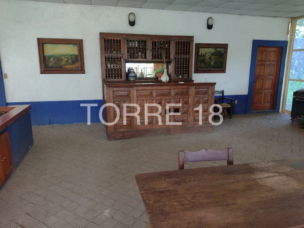 4 de 8