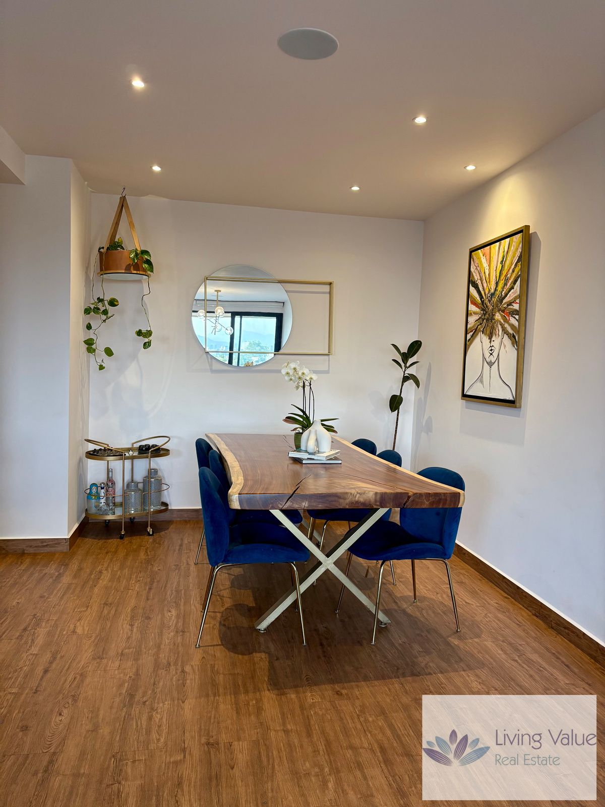 5 de 23: Comedor