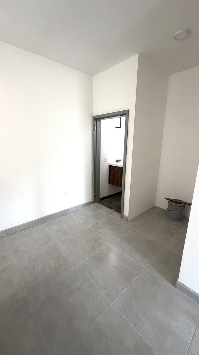 19 de 19: Recamara principal con baño