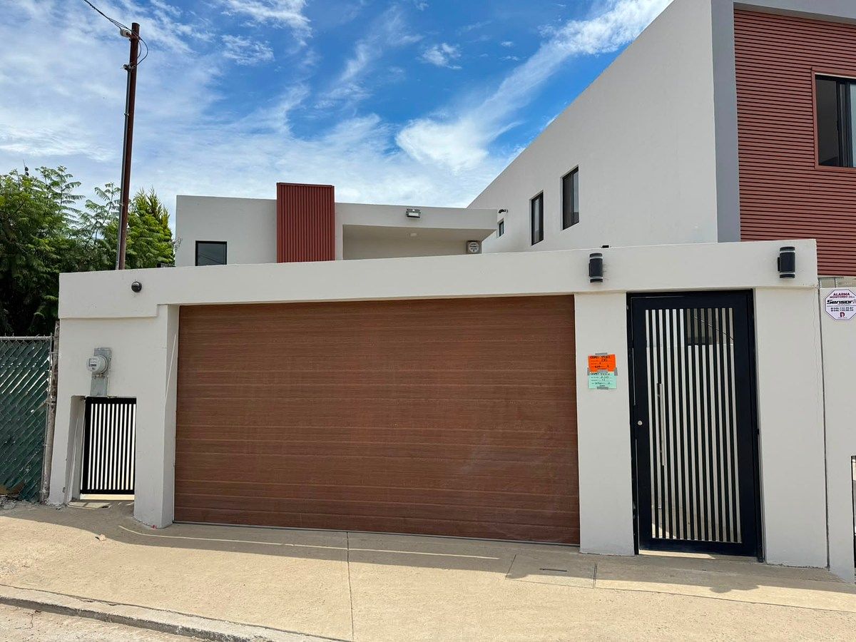 CASA NUEVA EN LOMAS DEL SAUZAL 3 RECAMARAS 2.5 BAÑOS, foto 1 de 20