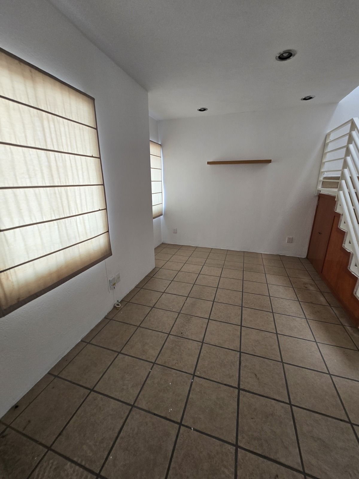 3 de 37: Sala Comedor