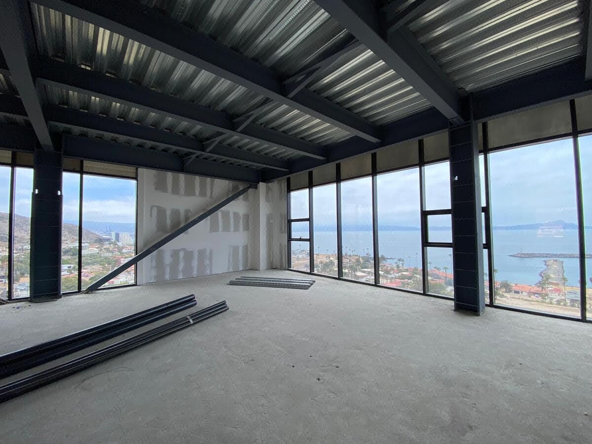 Venta de Local Comercial en Epione Medical Plaza, Ensenada, B.C.