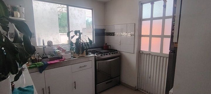 3 de 8
