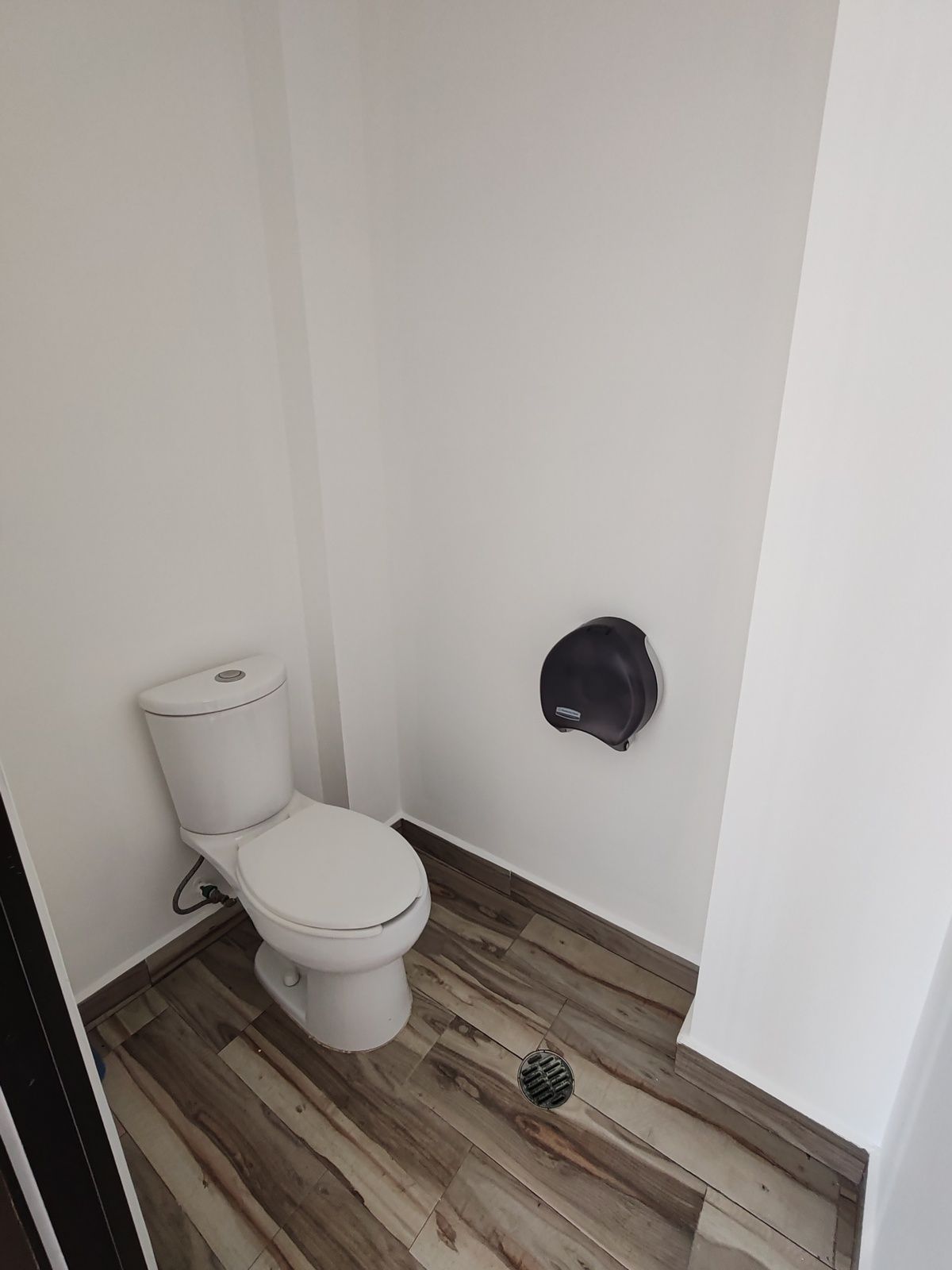 Local Comercial en Venta en Plaza Nouvalia, Oportunidad de Inversión