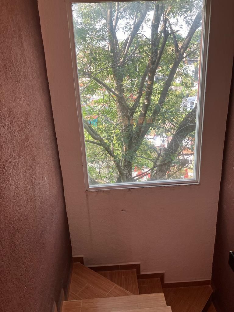 4 de 18